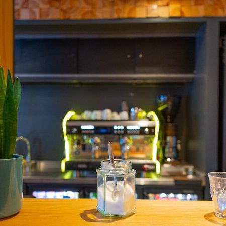 Sparks Hostel Ротердам Екстериор снимка