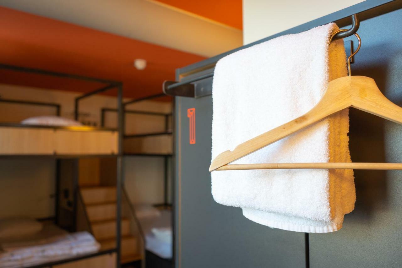Sparks Hostel Ротердам Екстериор снимка
