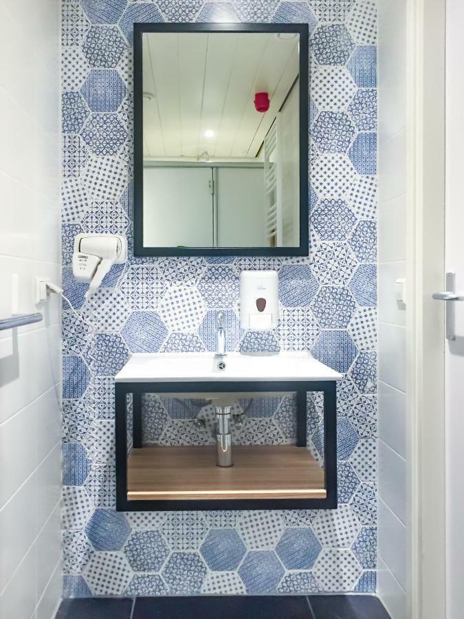 Sparks Hostel Ротердам Екстериор снимка