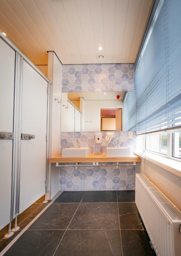 Sparks Hostel Ротердам Екстериор снимка