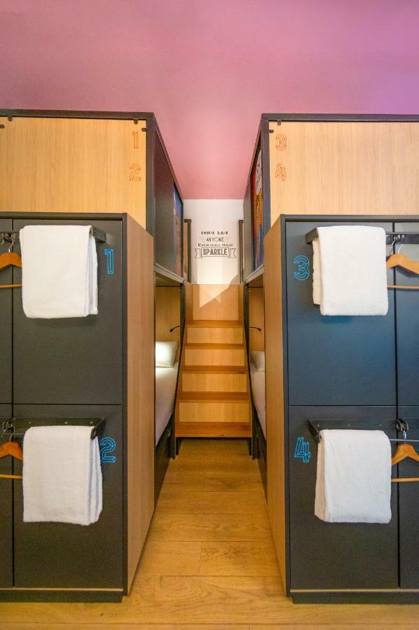 Sparks Hostel Ротердам Екстериор снимка